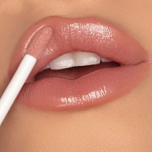 LORAC Alter Ego lip gloss | Supermodel